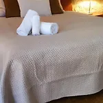 Bed & Breakfast Casa Da Pedra - Porto De Mos, Leiria