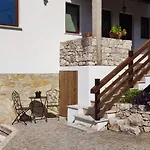 Casa Da Pedra - Porto De Mos, Leiria アルヴァドス